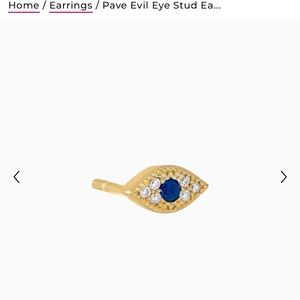 NWT mini evil eye studs